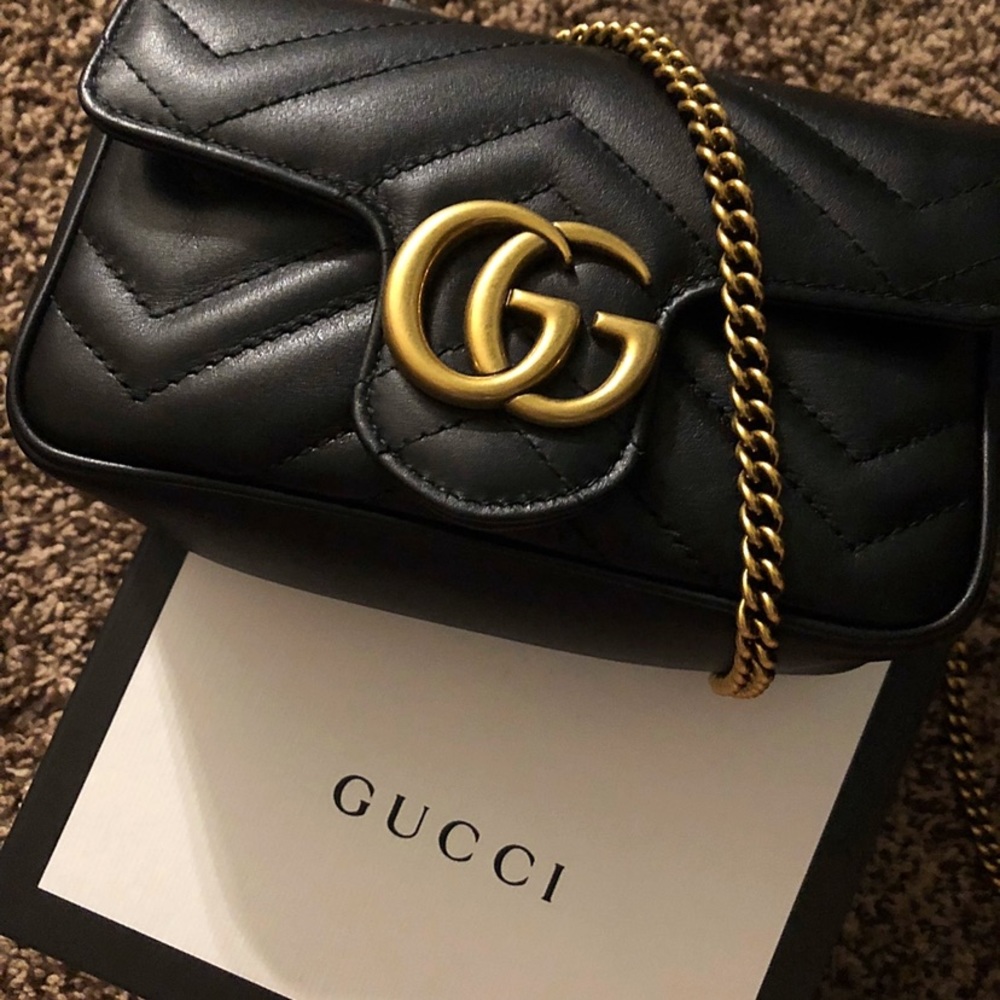 SOLD AUTHENTIC Gucci Bag- mint condition :)